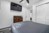 4303 W Woodlawn Ave